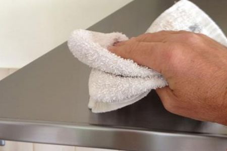 Cách bảo dưỡng phụ kiện phòng tắm inox