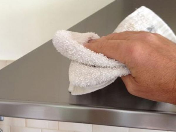 Cách bảo dưỡng phụ kiện phòng tắm inox